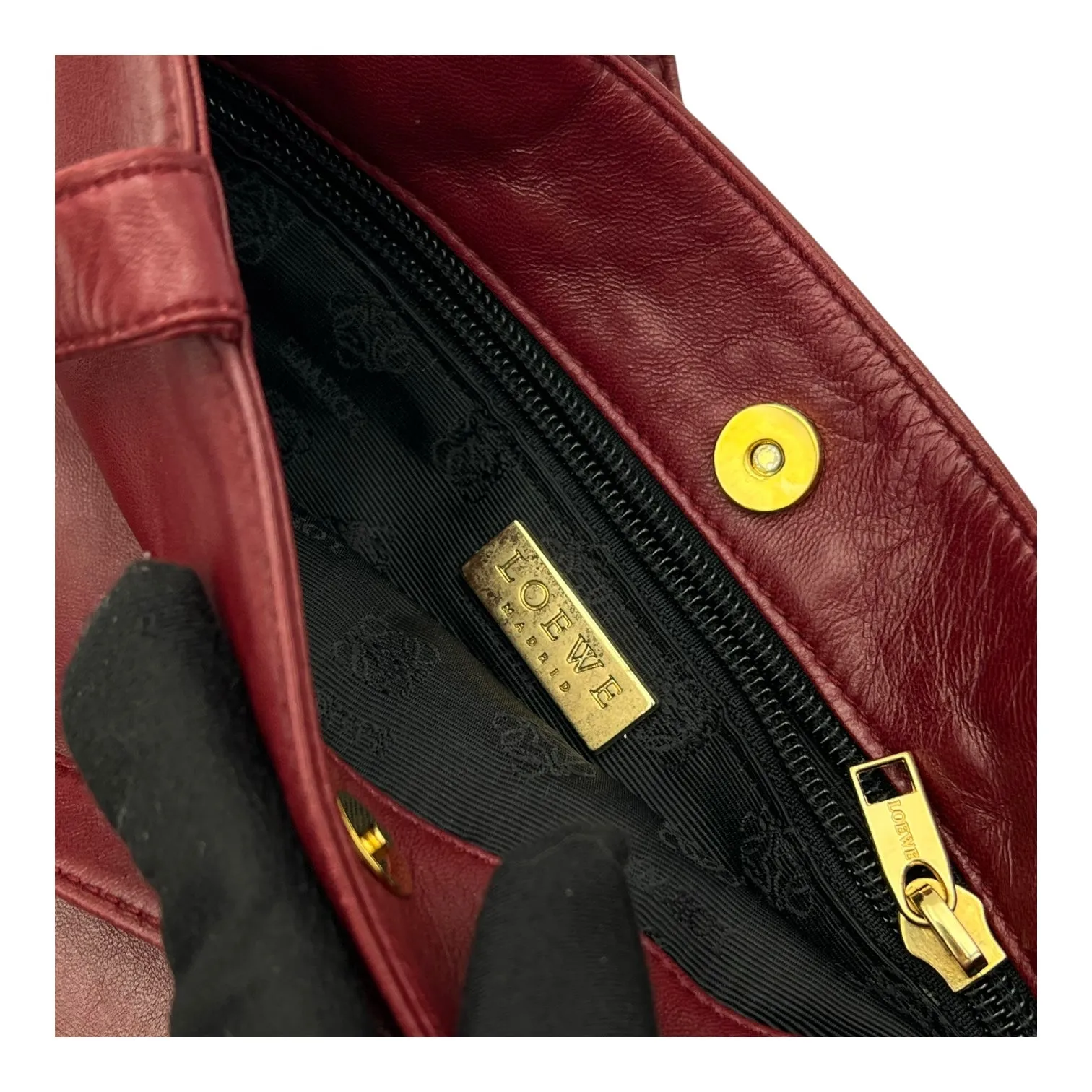 Anagram Tote Bag Red in Lambskin, Gold hardware