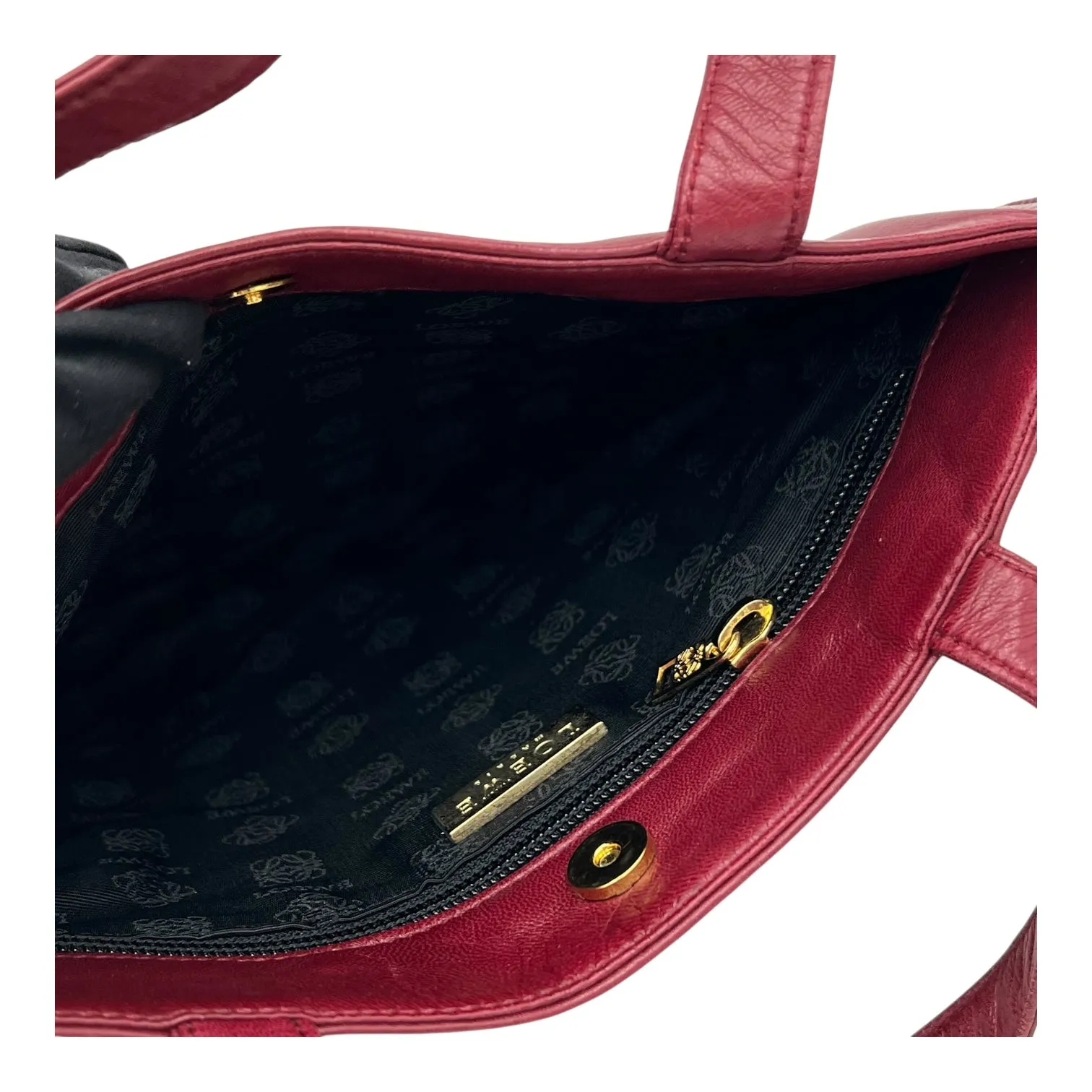 Anagram Tote Bag Red in Lambskin, Gold hardware