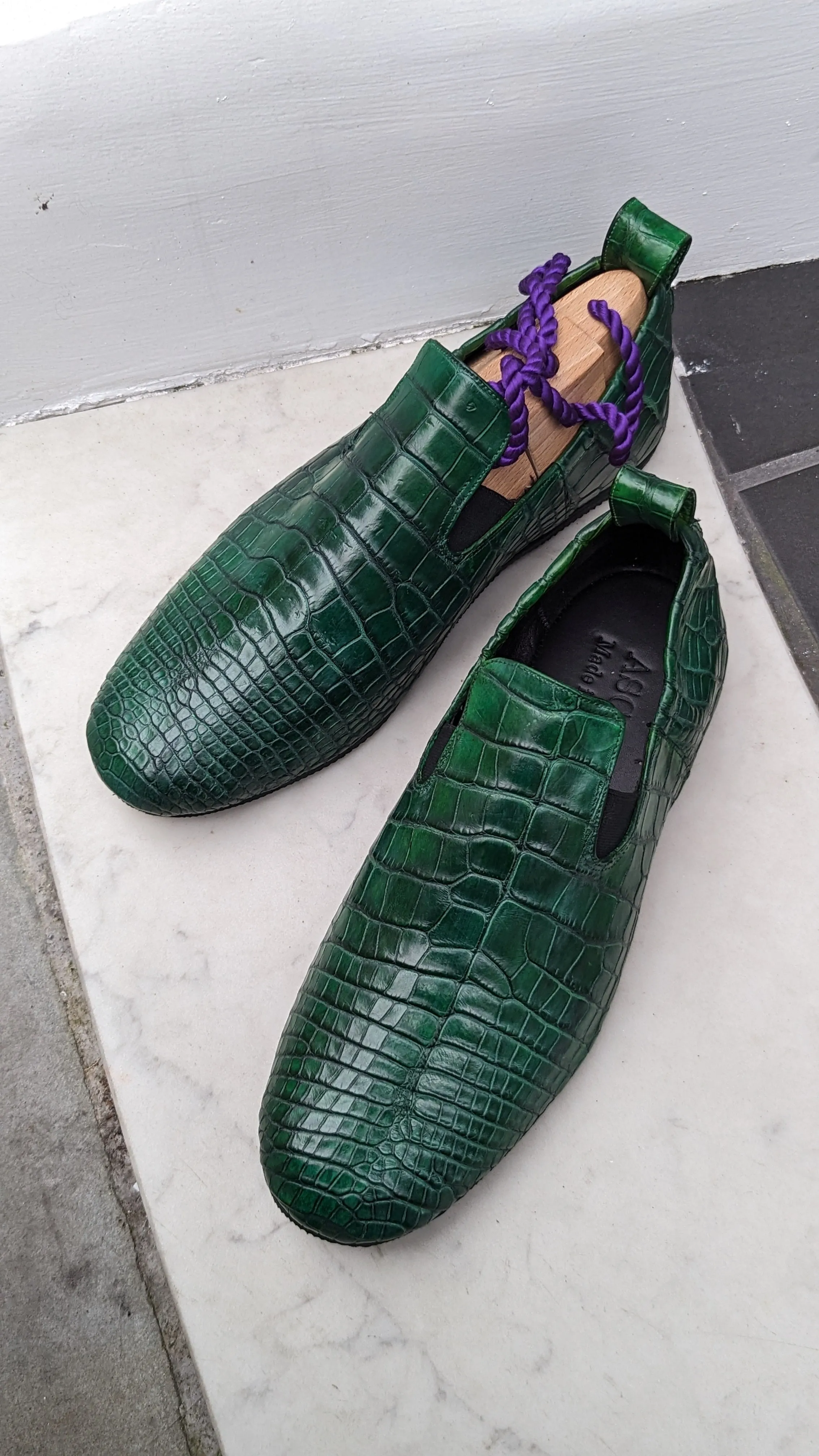Ascot Tate - Green Crocodile