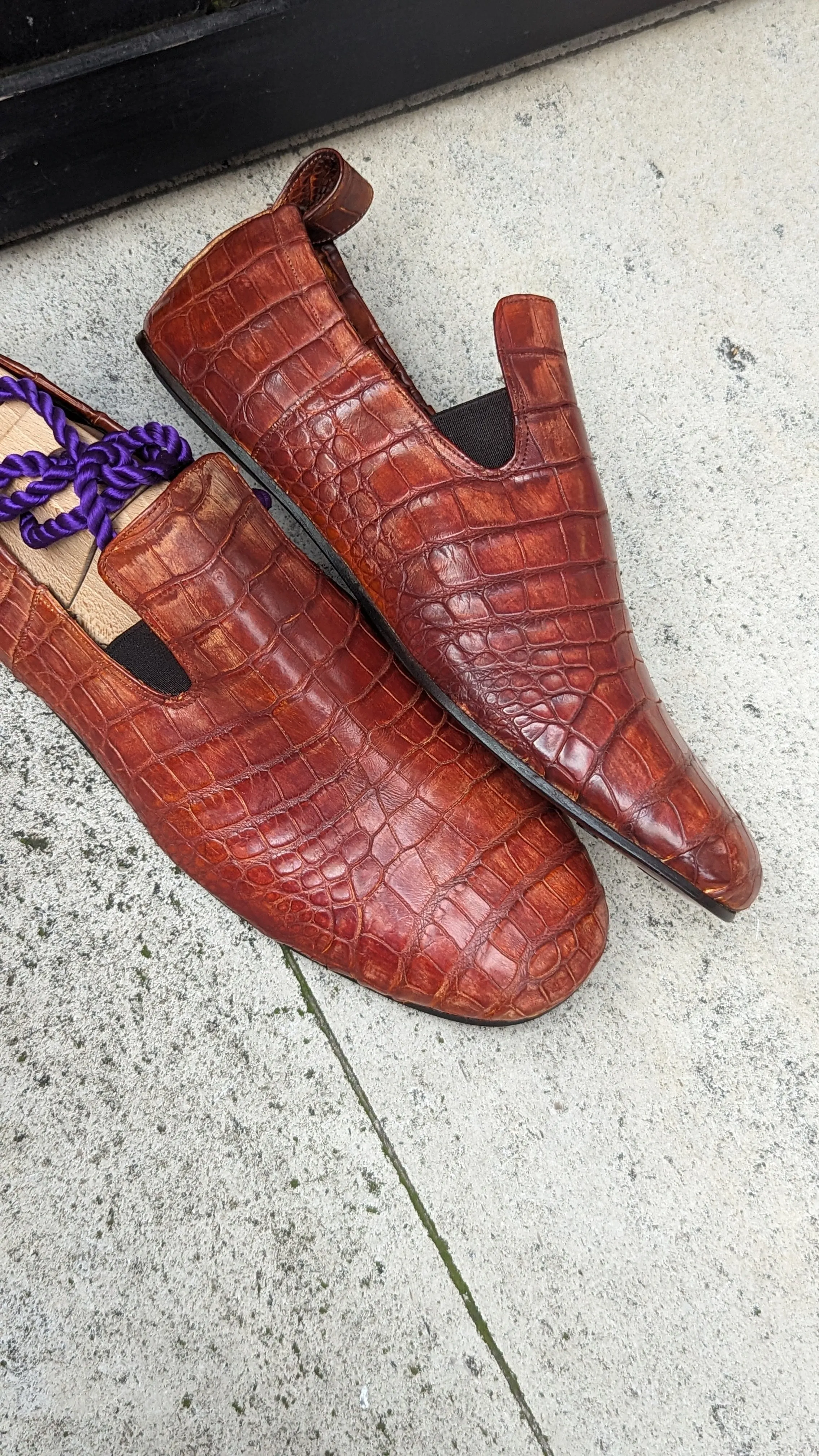 Ascot Tate - Tan Crocodile