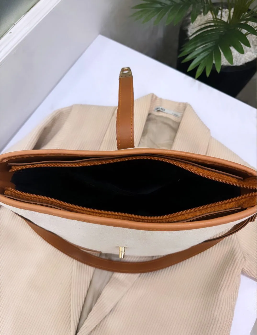 Bucket Bag Tan Brown