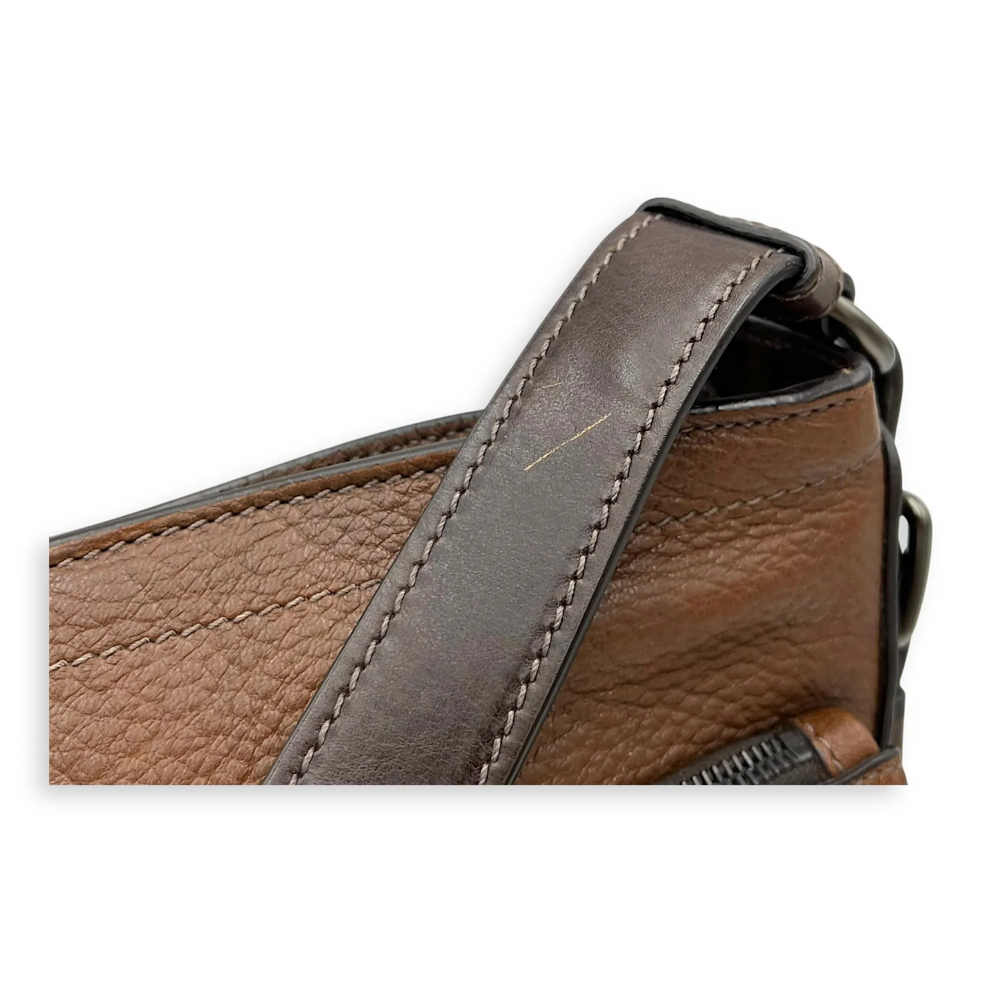 Cervo Crossbody Bag Medium Brown in Calfskin, Silver hardware