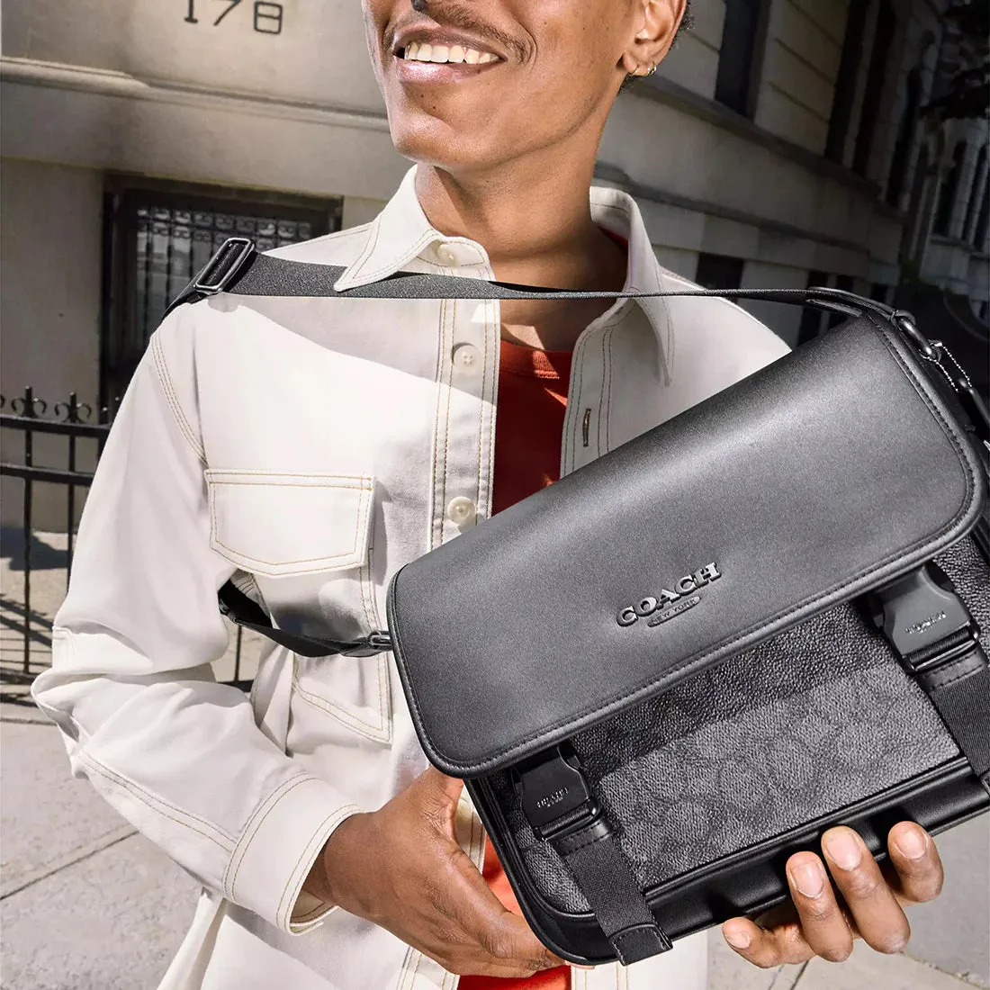 COACH Racer Messenger In Signature Canvas Charcoal/Black RS-CT716