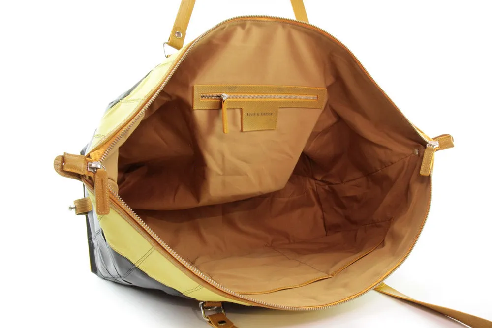 Fire & Hide Weekend Bag