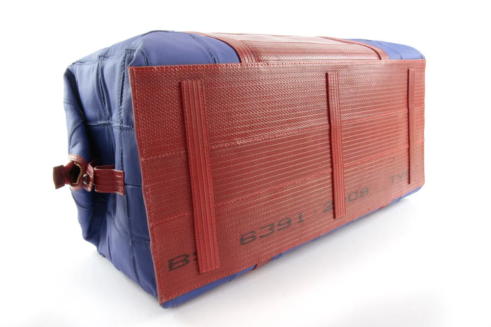 Fire & Hide Weekend Bag