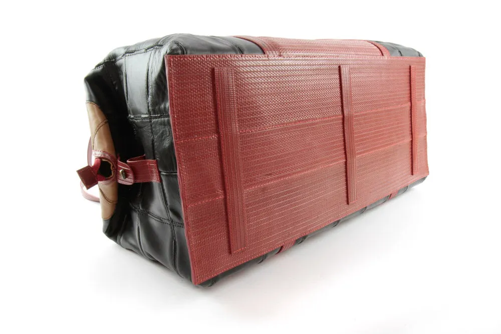 Fire & Hide Weekend Bag