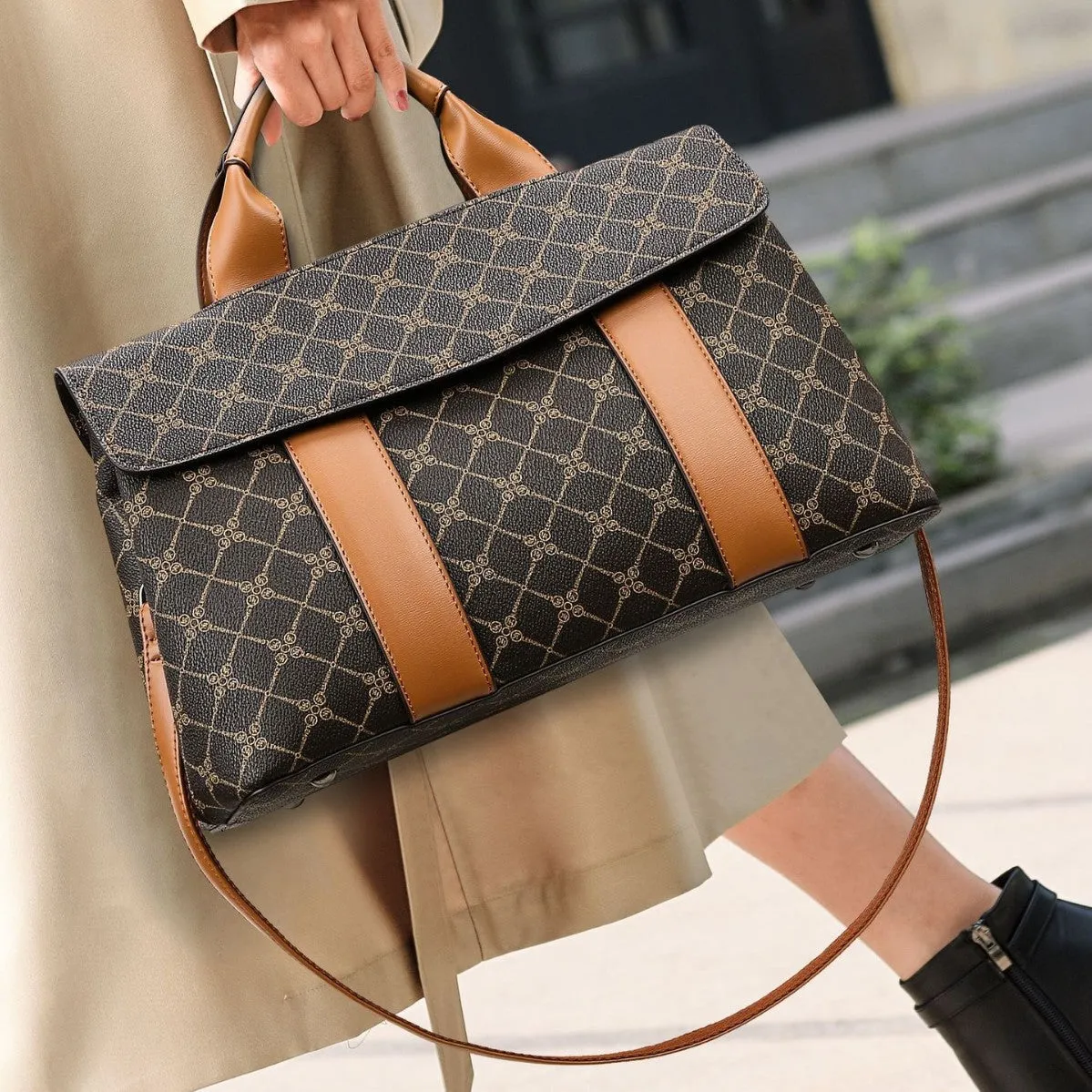 handbags,  retro printed women's bags, new large-capacity Boston bags, simple temperament mother bags