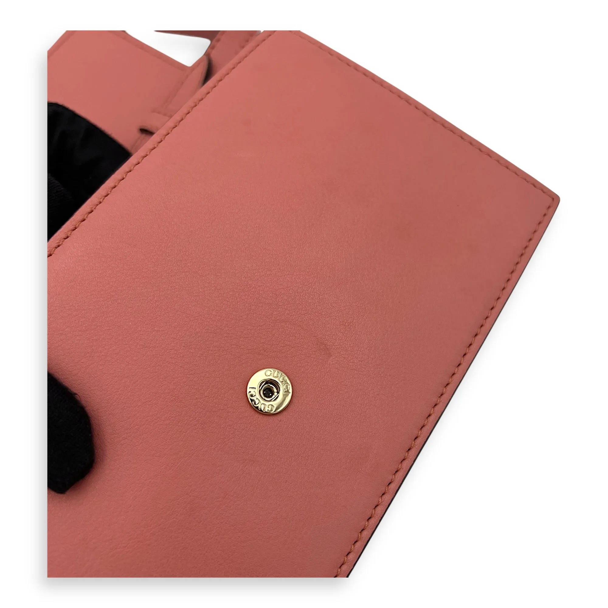 Interlocking G Crossbody Bag Red in Calfskin, Gold hardware