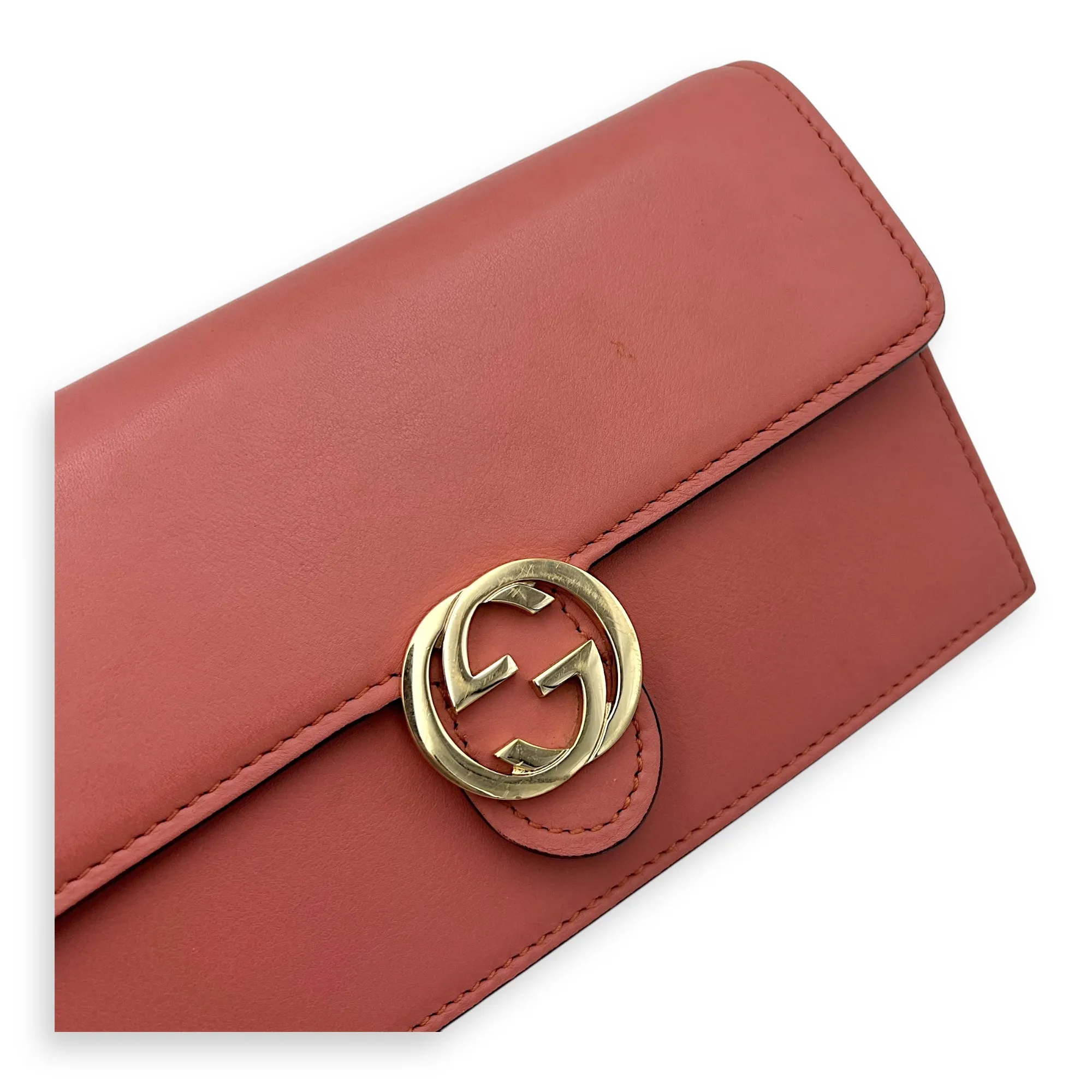 Interlocking G Crossbody Bag Red in Calfskin, Gold hardware