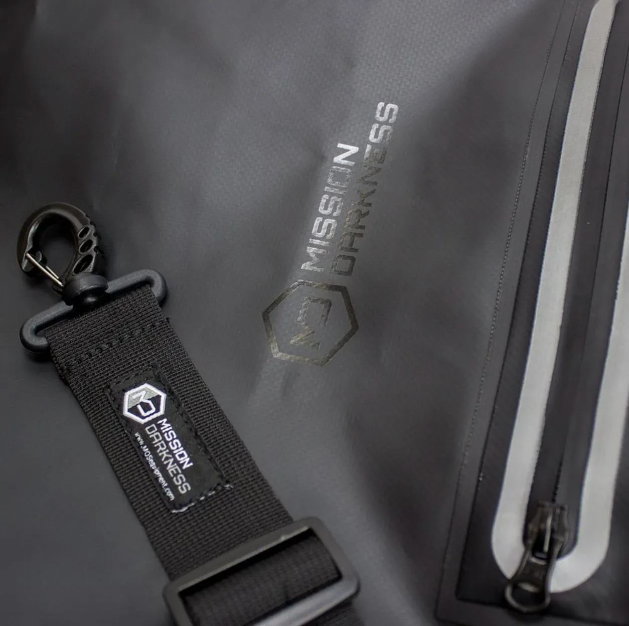 MISSION DARKNES DRY SHIELD FARADAY TOTE 15L