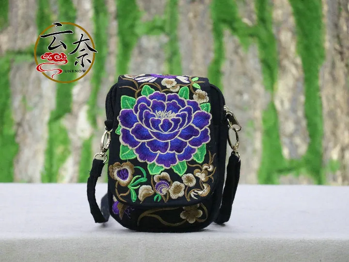 National Style Flip Embroidered Embroidery Mini Crossbody Bags