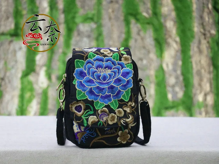 National Style Flip Embroidered Embroidery Mini Crossbody Bags