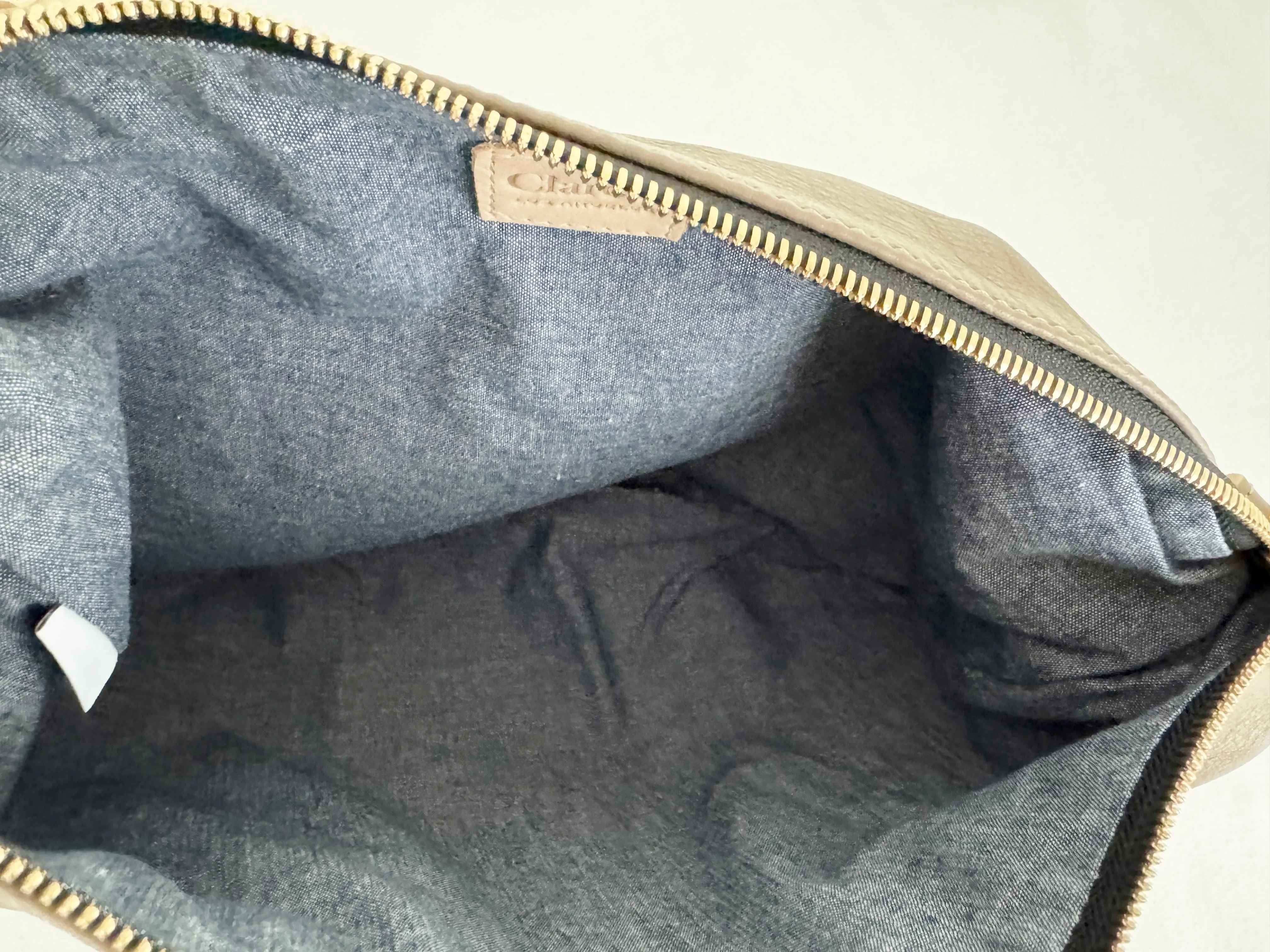 NEW Clare V. Moyen Messenger