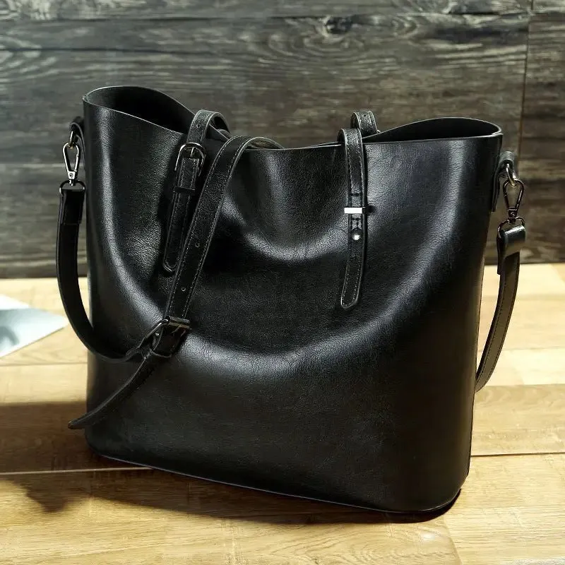 Oil Wax Portable Tote Bag with Sewing Thread & Multiple Pockets
