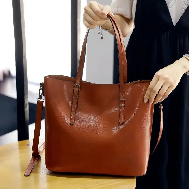 Oil Wax Portable Tote Bag with Sewing Thread & Multiple Pockets
